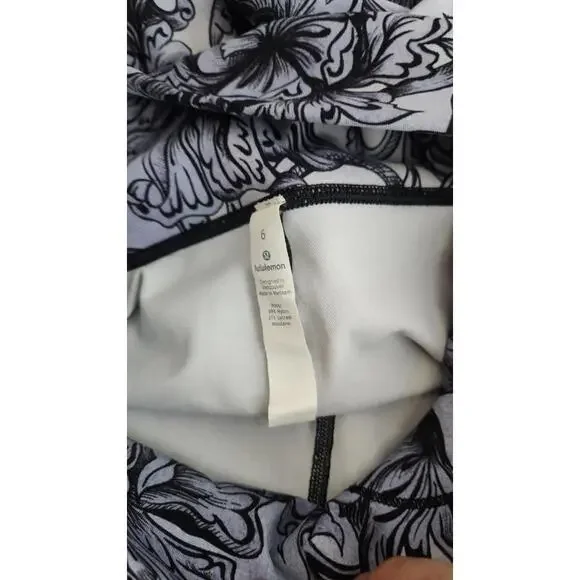 lululemon Wunder Under Crop (Hi-Rise) 21" Size 6 in Hanakotoba Starlight Multi - Picture 6 of 7